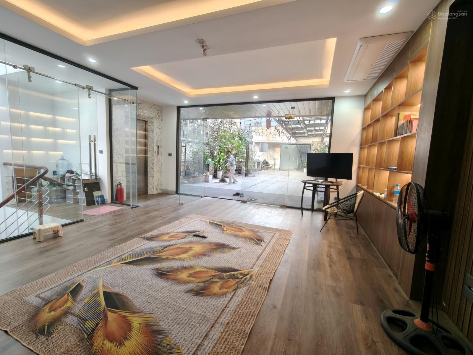 cho-thue-san-van-phong-220m2-yen-phu-tay-ho-4